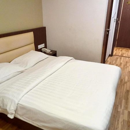 Namii Hotel Наґойя Екстер'єр фото